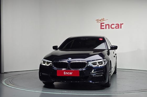 BMW 5-Series 530i M Sport Package Plus — пробег 69 900 км — фото 3 из 5