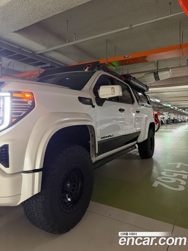 GMC Sierra Denali — пробег 42 000 км — фото 3 из 5