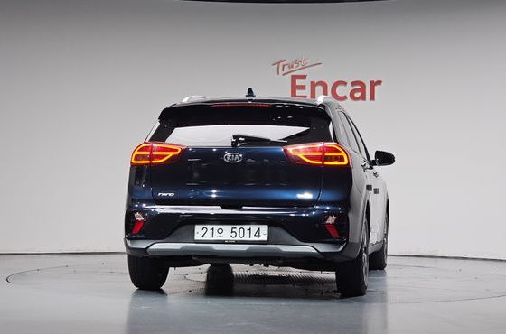 Kia Niro 1.6 HEV Noblesse Special — пробег 49 867 км — фото 4 из 5