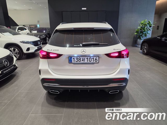 Mercedes-Benz GLA-Class из Кореи Encar