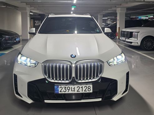 BMW X5 xDrive 40i M Sport — пробег 43 689 км — фото 1 из 5