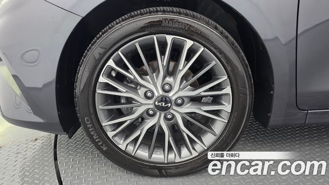 Kia K3 из Кореи Encar