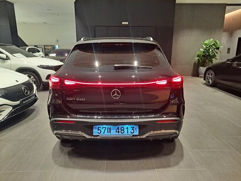 Mercedes-Benz EQA EQA250 AMG Line — пробег 15 702 км — фото 4 из 5