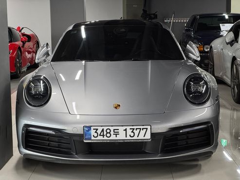 Porsche 911 Carrera 4S — пробег 2 300 км — фото 1 из 5