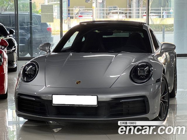 Porsche 911 Carrera 4S — пробег 2 300 км — фото 2 из 5