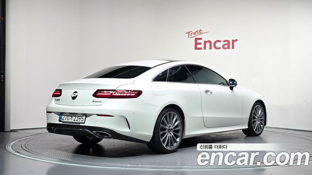 Mercedes-Benz E-Class из Кореи Encar