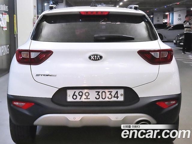 Kia Stonic 1.4 Prestige — пробег 100 061 км — фото 5 из 5
