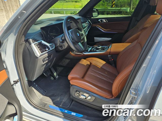 BMW X7 xDrive 40i M Sport 6STR — пробег 15 700 км — фото 5 из 5