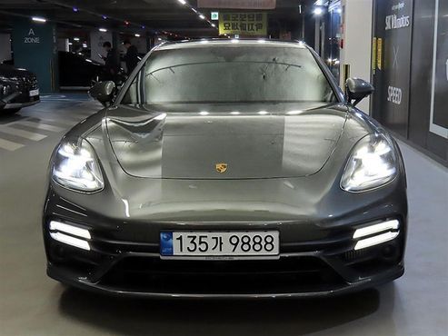 Porsche Panamera 2.9 AWD Platinum Edition — пробег 79 000 км — фото 2 из 5