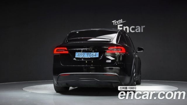 Tesla Model X Plaid — пробег 139 247 км — фото 4 из 5