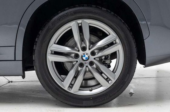 BMW X1 xDrive 20i M Sport — пробег 83 250 км — фото 5 из 5