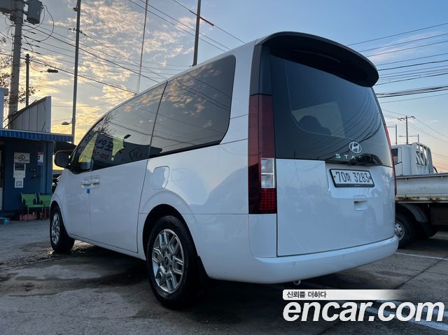 Hyundai Staria из Кореи Encar