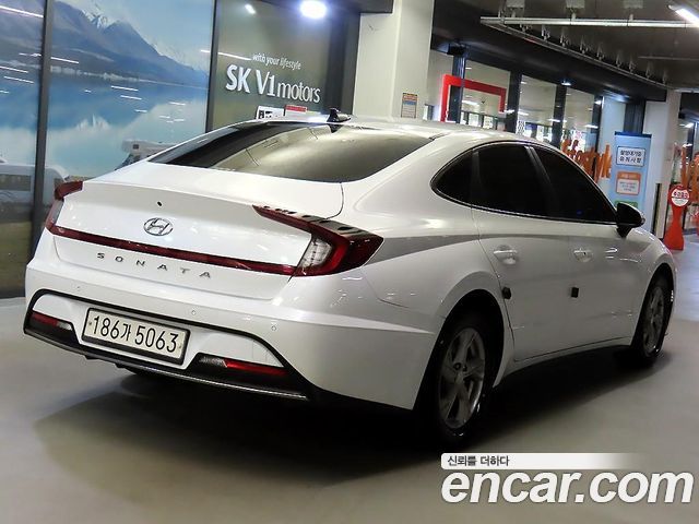 Hyundai Sonata 2.0 Premium — пробег 193 736 км — фото 4 из 5