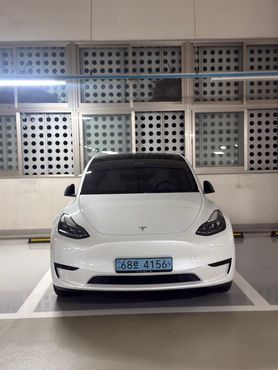 Tesla Model Y RWD — пробег 59 927 км — фото 3 из 5