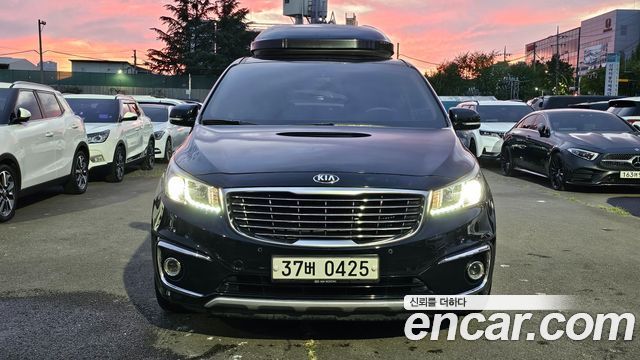 Kia Carnival 9-seater Noblesse — пробег 119 108 км — фото 3 из 5