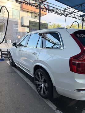 Volvo XC90 B6 Ultimate Bright — пробег 53 138 км — фото 2 из 5