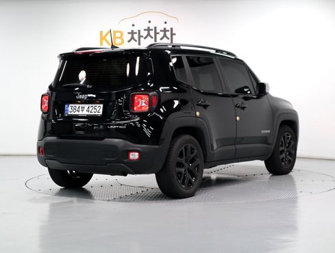 Jeep Renegade 1.3 Limited — пробег 35 440 км — фото 3 из 5