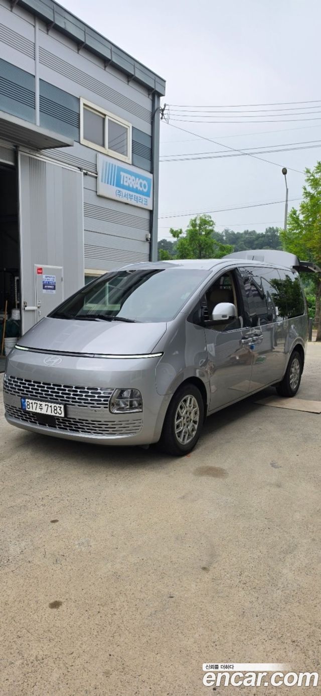 Hyundai Staria Cargo 5-Seater Modern — пробег 64 000 км — фото 3 из 5