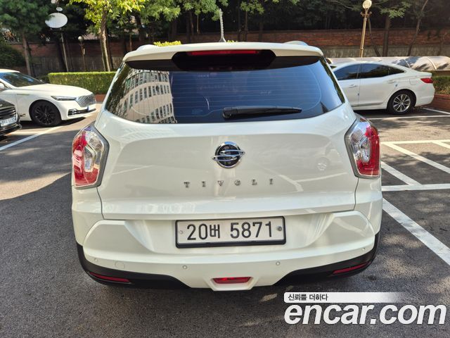 Ssangyong TIBOLI из Кореи Encar