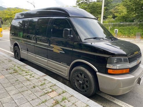 Chevrolet Express Van 6.0 — пробег 74 000 км — фото 3 из 5