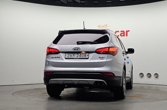 Hyundai Santafe Diesel(e-VGT) 2.2 4WD Premium — пробег 207 468 км — фото 4 из 5