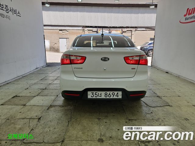 Kia pride 1.6 GDI Sedan Prestige — пробег 70 490 км — фото 4 из 5
