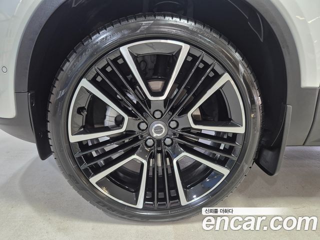 Volvo XC40 из Кореи Encar