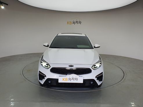 Kia K3 Signature — пробег 68 022 км — фото 3 из 5