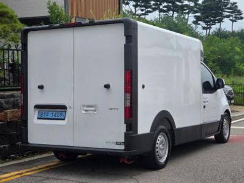Hyundai ST1 Cargo Freezer Container Premium — пробег 6 800 км — фото 2 из 5