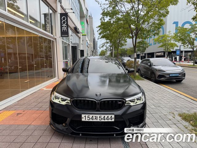 BMW M5 M5 Sedan — пробег 54 000 км — фото 1 из 5