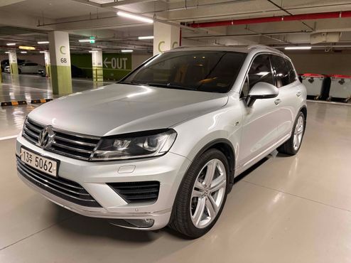 Volkswagen Touareg V6 3.0 TDI Bluemotion 7P5 — пробег 210 000 км — фото 1 из 5