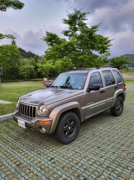 Jeep Cherokee 3.7 KJ — пробег 240 000 км — фото 2 из 5