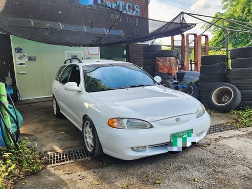 Hyundai AVANTE Touring 1.8 ELS DLX — пробег 86 000 км — фото 1 из 5