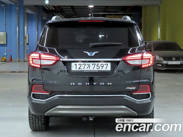 Ssangyong Rexton Diesel 2.2 4WD Heritage Special — пробег 88 516 км — фото 4 из 5