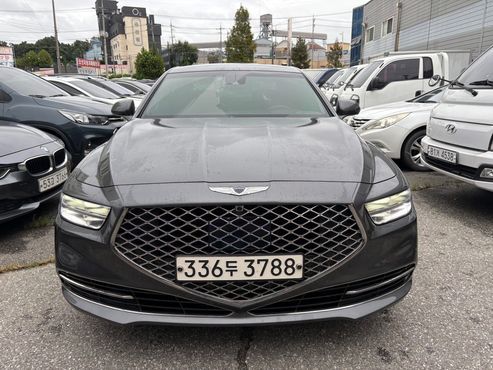 Genesis G90 5.0 AWD Prestige — пробег 104 007 км — фото 1 из 5
