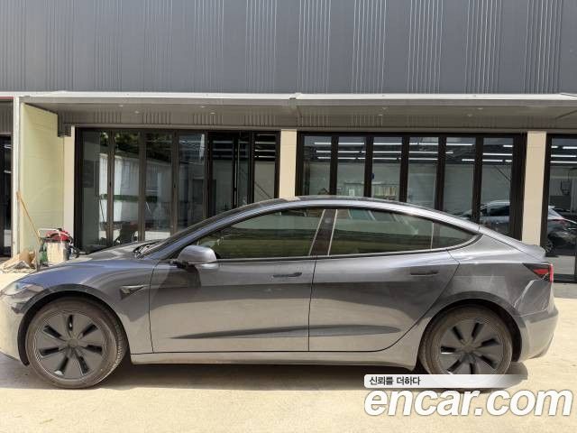 Tesla Model 3 RWD — пробег 17 000 км — фото 2 из 5