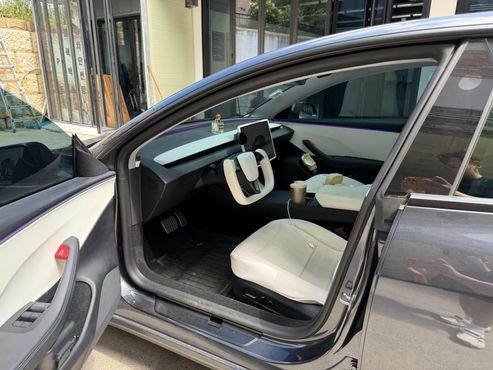 Tesla Model 3 RWD — пробег 17 000 км — фото 5 из 5