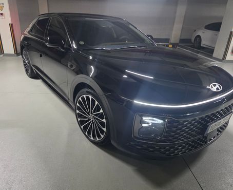 Hyundai Grandeur Calligraphy — пробег 13 000 км — фото 1 из 5