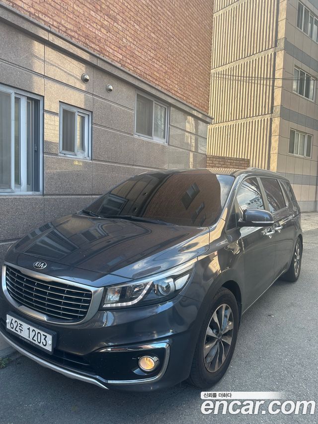 Kia Carnival из Кореи Encar