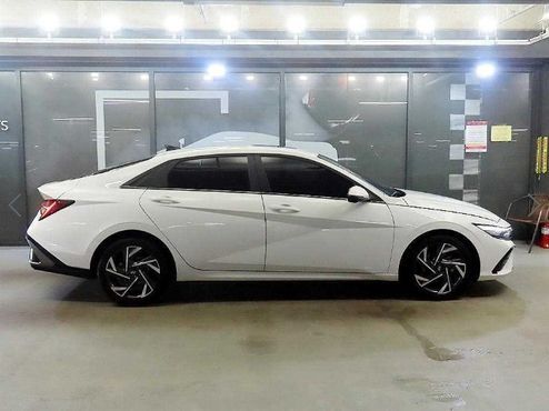 Hyundai AVANTE 1.6 Inspiration — пробег 51 100 км — фото 3 из 5