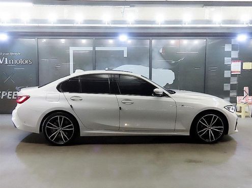 BMW 3-Series 330i M Sport — пробег 153 123 км — фото 3 из 5