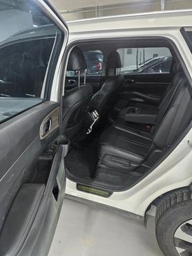 Kia Sorento Diesel 2.2 2WD Prestige — пробег 184 501 км — фото 4 из 5