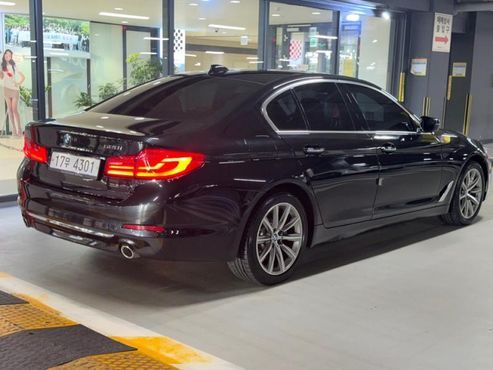 BMW 5-Series 520i Luxury — пробег 107 792 км — фото 4 из 5