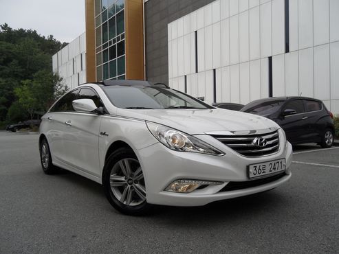 Hyundai Sonata CVVL Bluesaver — пробег 186 377 км — фото 4 из 5