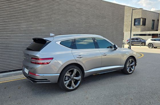Genesis GV80 2.5T Gasoline 2WD — пробег 11 000 км — фото 3 из 5