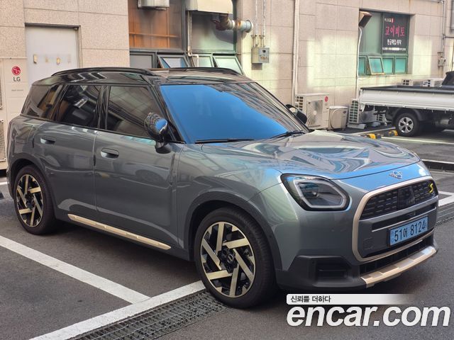 Mini Countryman ALL4 SE Favoured — пробег 25 299 км — фото 3 из 5