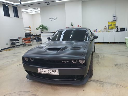 Dodge Challenger 6.2 — пробег 65 000 км — фото 3 из 5