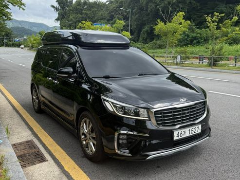 Kia Carnival Gasoline 9-Seater Hi-Limousine Noblesse Special — пробег 179 000 км — фото 1 из 5