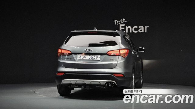 Hyundai Santafe Diesel(e-VGT) 2.0 4WD Premium — пробег 138 358 км — фото 4 из 5