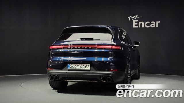Porsche Cayenne 3.0 — пробег 24 810 км — фото 4 из 5